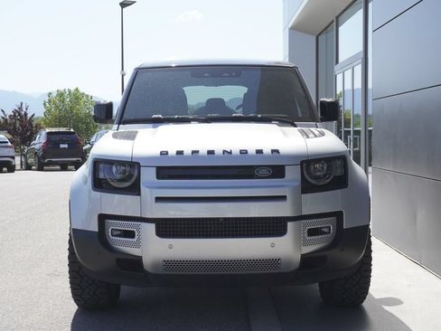 Used 2024 Land Rover Defender 110 SE AWD/4WD image 5