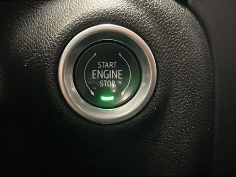 Used 2022 Chevrolet Silverado 2500 LTZ image 22