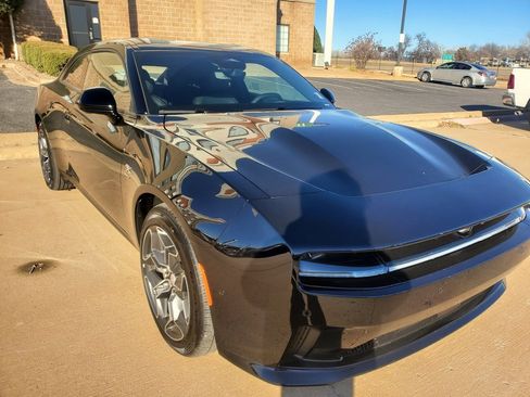 New 2025 Dodge Charger R/T w/ Plus Group image 8