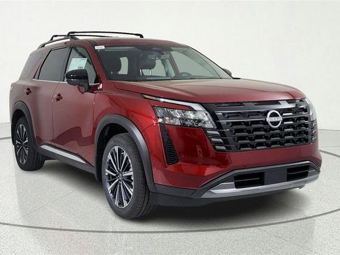 New 2026 Nissan Pathfinder Platinum AWD/4WD image 1