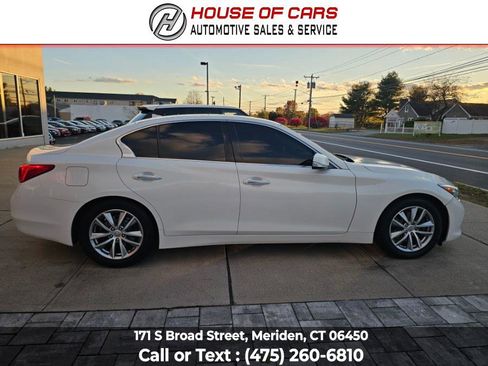 Used 2015 INFINITI Q50 Premium image 3