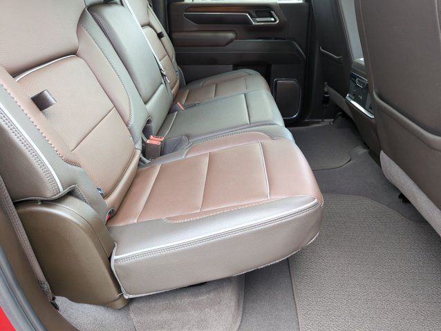 Used 2024 GMC Sierra 3500 Denali w/ Denali Reserve Package AWD/4WD image 21