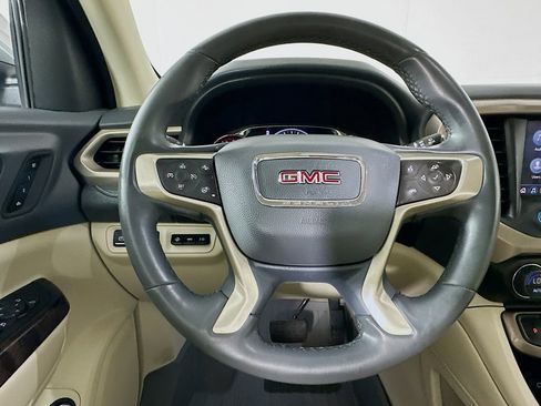 Used 2023 GMC Acadia Denali w/ Denali Ultimate Package FWD image 18