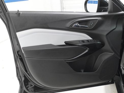 New 2026 Chevrolet Trax LT w/ Driver Confidence Package image 20