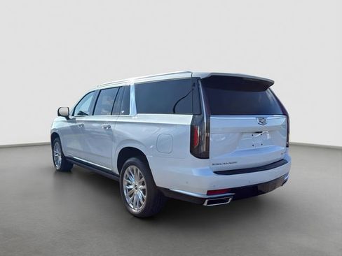 Used 2024 Cadillac Escalade ESV Premium Luxury w/ Performance Package AWD/4WD image 4