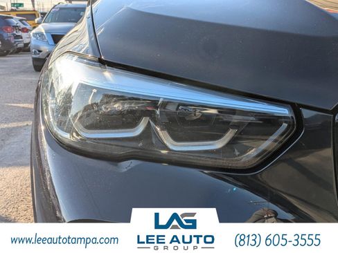 Used 2020 BMW X5 M50i w/ Premium Package image 9
