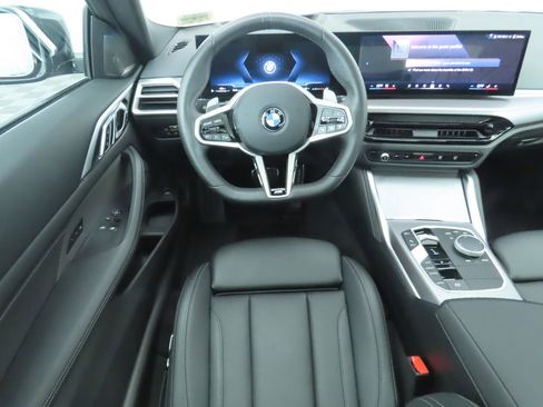 Certified 2025 BMW 430i Coupe w/ M Sport Package image 10