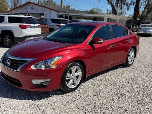 Used 2013 Nissan Altima 2.5 SV w/ 2.5SV Convenience Pkg image 1