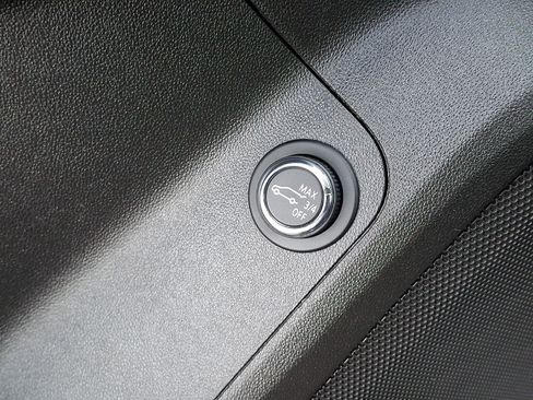 Used 2019 GMC Acadia SLT image 29