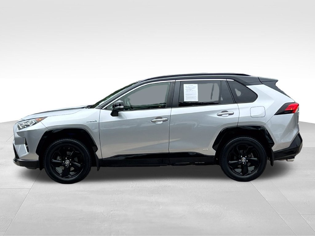 Used 2019 Toyota RAV4 XSE w/ Carpet Mat Package AWD/4WD image 15
