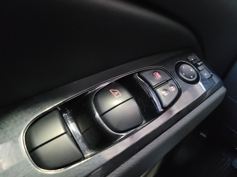 Used 2024 Nissan Altima 2.5 SR FWD image 27