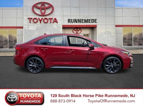 Certified 2023 Toyota Corolla SE w/ Carpet Mat Package (TMS) FWD image 7