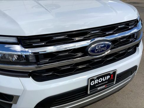 Used 2024 Ford Expedition Max Limited image 29