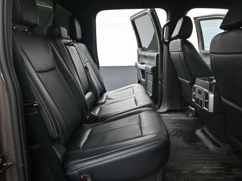 Certified 2022 Ford F250 Lariat w/ Tremor Off-Road Package image 10