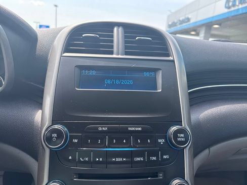 Used 2015 Chevrolet Malibu LS FWD image 29