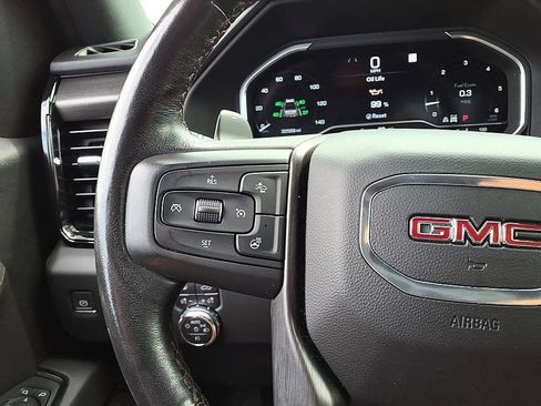 Used 2023 GMC Sierra 1500 AT4 w/ Technology Package AWD/4WD image 30