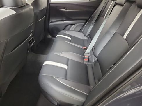 Used 2025 Toyota Camry SE w/ Convenience Package FWD image 12
