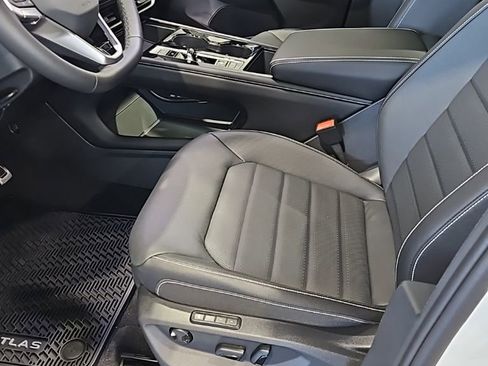 New 2026 Volkswagen Atlas Cross Sport SEL R-Line AWD/4WD image 28