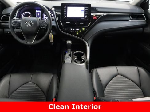 Used 2024 Toyota Camry SE image 27
