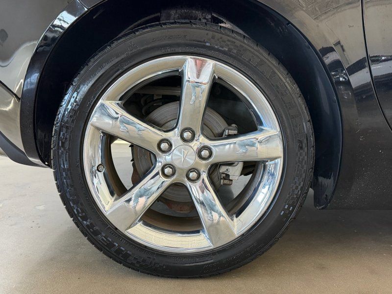 Used 2008 Pontiac Solstice GXP w/ Premium Package RWD image 13