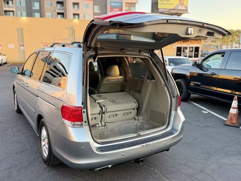 Used 2010 Honda Odyssey EX-L image 11