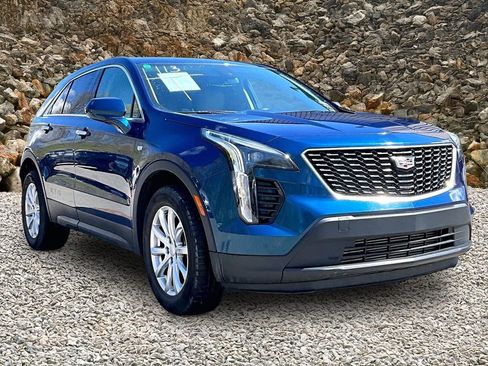 Used 2019 Cadillac XT4 Luxury w/ Trailering Package AWD/4WD image 10