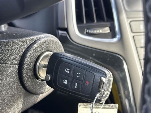 Used 2016 Buick Cascada Premium image 29