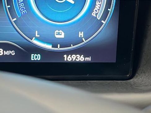 Used 2024 Hyundai Tucson Limited image 10