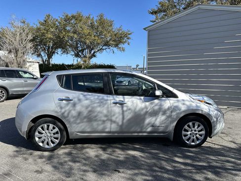 Used 2016 Nissan Leaf S w/ Charger Package image 7