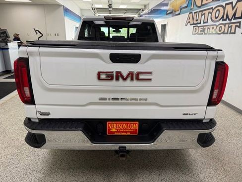 Used 2022 GMC Sierra 1500 SLT w/ SLT Premium Plus Package AWD/4WD image 6