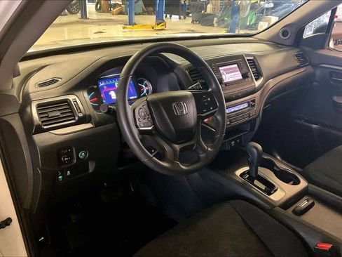 Used 2020 Honda Pilot LX image 15