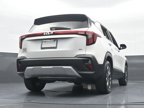 Used 2024 Kia Seltos LX image 57