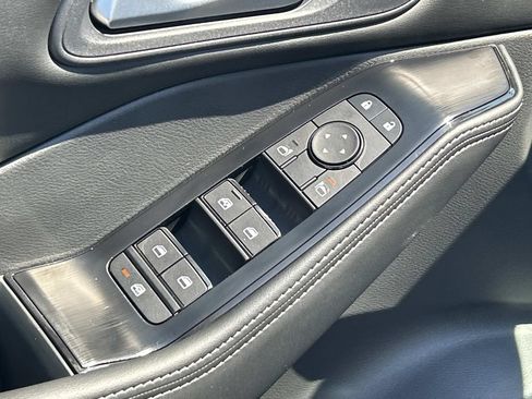 New 2026 Nissan Rogue SV AWD/4WD image 18