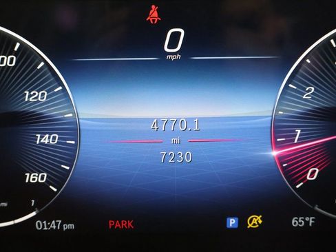 Certified 2025 Mercedes-Benz GLA 250 image 17