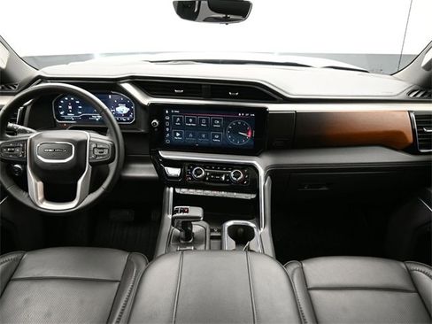 Used 2025 GMC Sierra 1500 Denali w/ Denali Reserve Package image 12