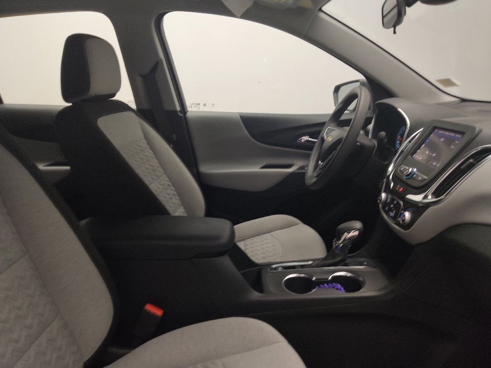 Used 2024 Chevrolet Equinox LS AWD/4WD image 21