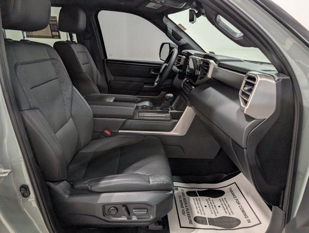 Used 2025 Toyota Sequoia 4WD image 21