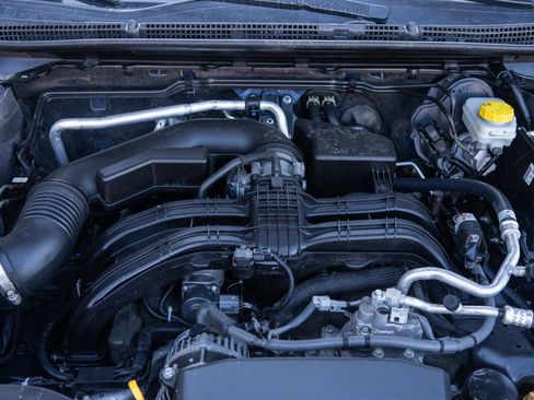 Used 2023 Subaru Outback Touring image 7