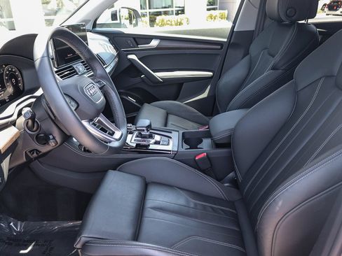 Used 2024 Audi Q5 e Premium Plus w/ Premium Plus Package AWD/4WD image 20