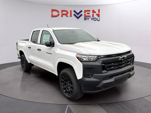 New 2026 Chevrolet Colorado W/T w/ WT Custom Package AWD/4WD image 7