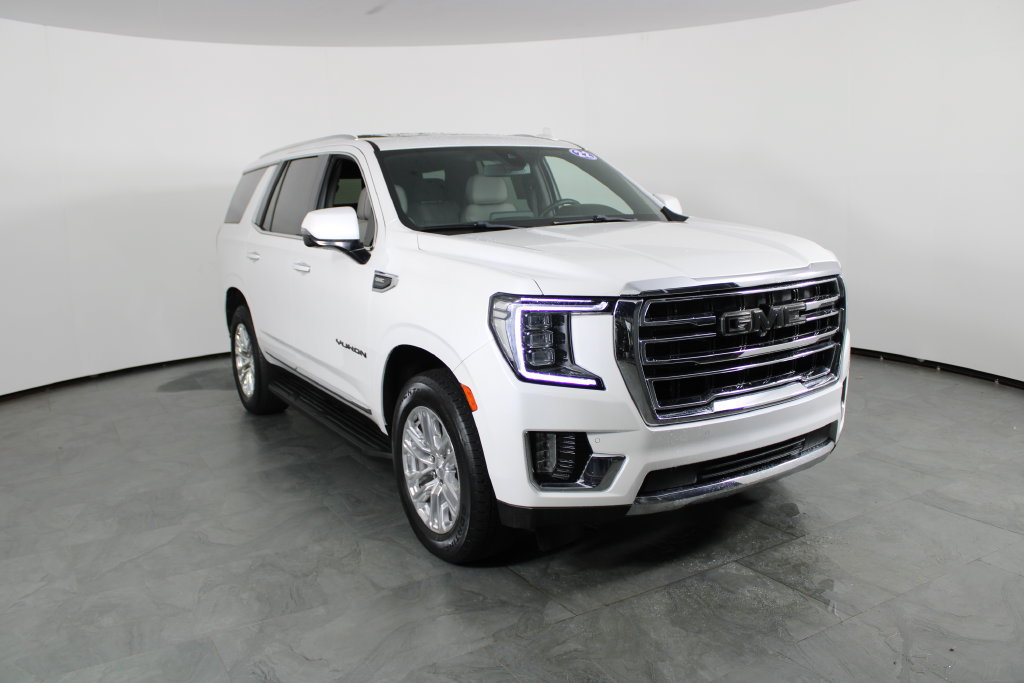 Used 2022 GMC Yukon SLT w/ SLT Premium Package AWD/4WD image 4