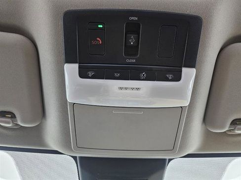 New 2025 Nissan Sentra SV w/ SV Premium Package FWD image 33