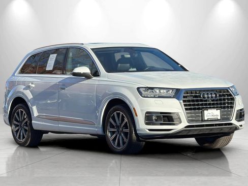 Used 2017 Audi Q7 3.0T Premium Plus image 9
