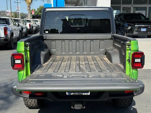 Used 2025 Jeep Gladiator Sport AWD/4WD image 12