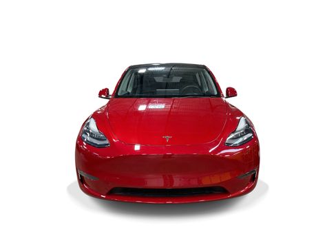 Certified 2023 Tesla Model Y AWD image 2