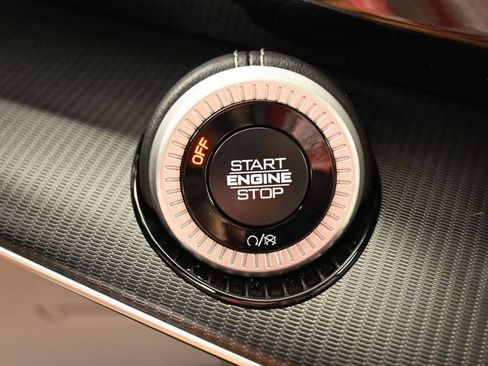 New 2026 Jeep Grand Wagoneer Summit AWD/4WD image 9
