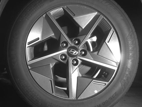 Used 2025 Hyundai Tucson SEL image 14