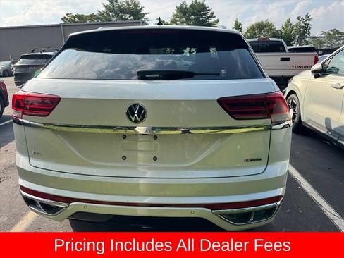 Used 2022 Volkswagen Atlas Cross Sport SEL R-Line AWD/4WD image 6