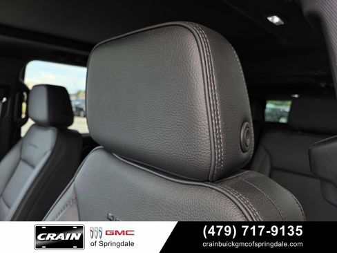 Used 2026 GMC Yukon XL Denali w/ Sun & Power Step Package AWD/4WD image 21
