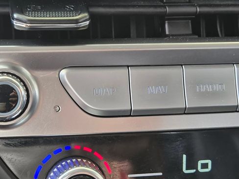 Used 2025 Kia Telluride S FWD image 27